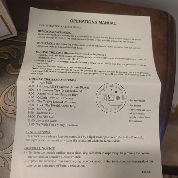 Feldstein Christmas Carol Clock 8" Plays 12 Carols Light Sensor New in Box - Picture 6 of 8